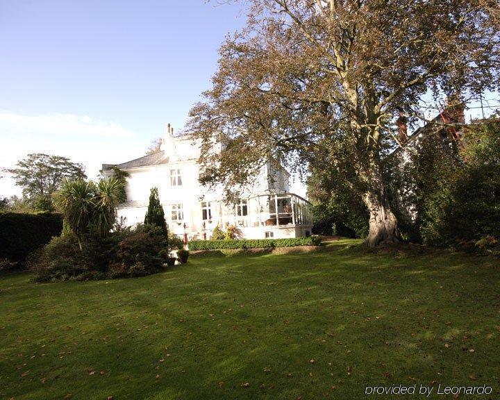 Fines Bayliwick Hotel Bracknell Ngoại thất bức ảnh